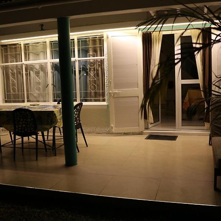 Residence Les Cygnes, Pereybere. Pereybere Beach Екстер'єр фото