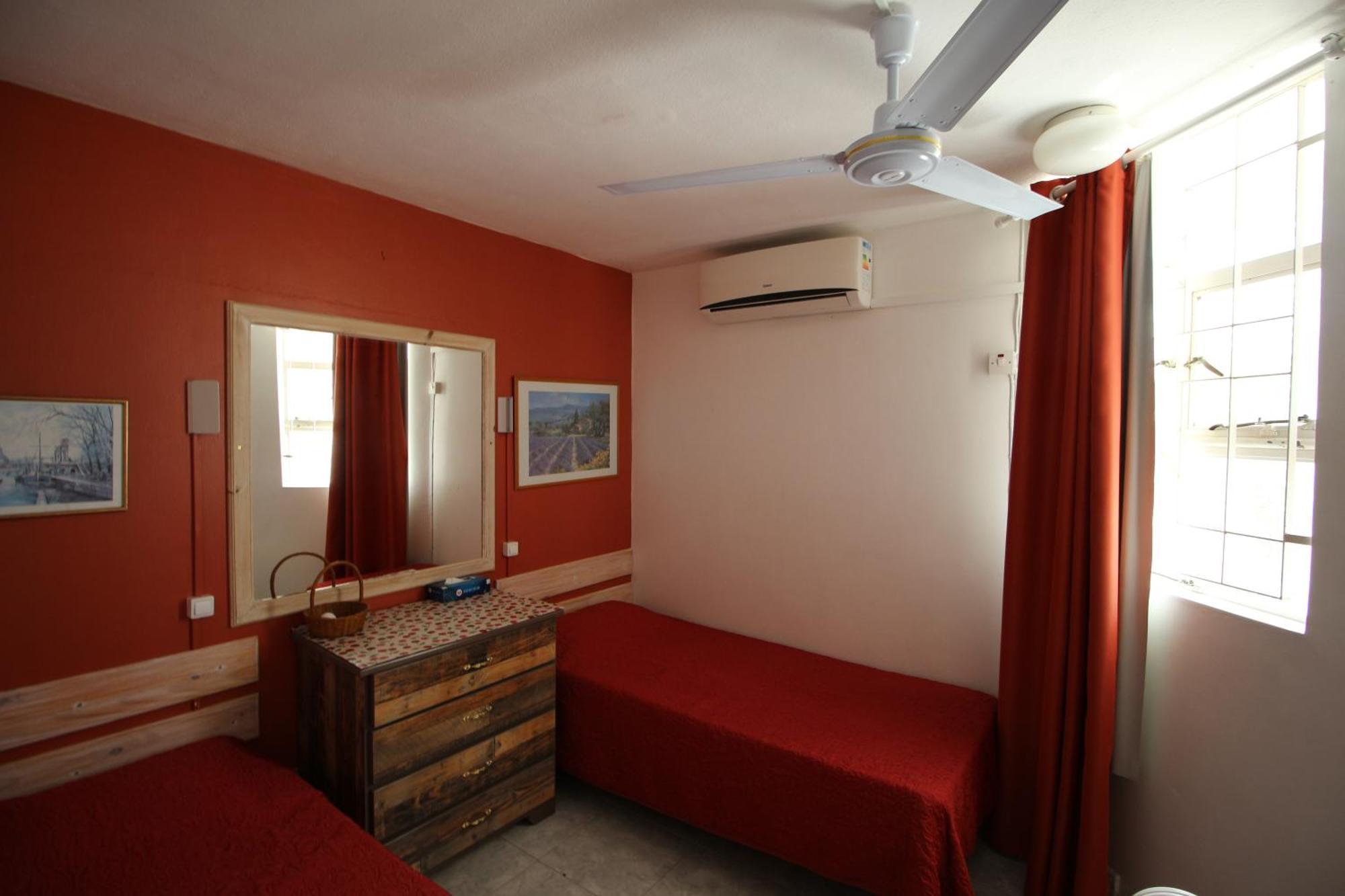 Residence Les Cygnes, Pereybere. Pereybere Beach Екстер'єр фото